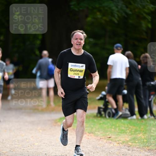 31.08.2025 - 21. Blankeneser Heldenlauf Dr. Thomas Lammeyer http://msf.ph/oto/8630634 31.08.2025 10:13:54 Laufen 2428 meine-sportfotos.de