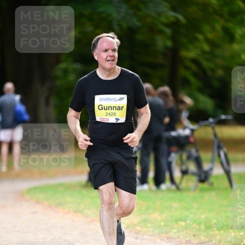 31.08.2025 - 21. Blankeneser Heldenlauf Dr. Thomas Lammeyer http://msf.ph/oto/8630642 31.08.2025 10:13:55 Laufen 2428 meine-sportfotos.de