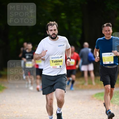 31.08.2025 - 21. Blankeneser Heldenlauf Dr. Thomas Lammeyer http://msf.ph/oto/8630721 31.08.2025 10:14:12 Laufen 2605, 2717 meine-sportfotos.de