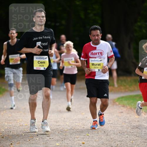 31.08.2025 - 21. Blankeneser Heldenlauf Dr. Thomas Lammeyer http://msf.ph/oto/8630739 31.08.2025 10:14:18 Laufen 2626, 68, 2504 meine-sportfotos.de