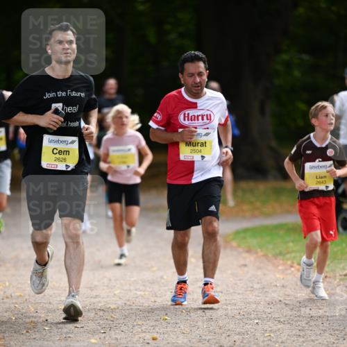 31.08.2025 - 21. Blankeneser Heldenlauf Dr. Thomas Lammeyer http://msf.ph/oto/8630740 31.08.2025 10:14:18 Laufen 2626, 2504, 2643 meine-sportfotos.de
