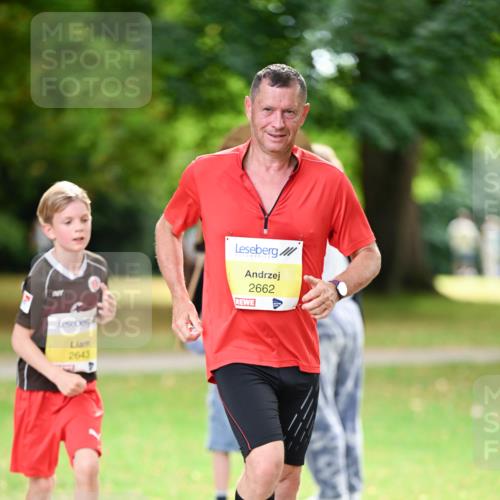 31.08.2025 - 21. Blankeneser Heldenlauf Dr. Thomas Lammeyer http://msf.ph/oto/8630751 31.08.2025 10:14:21 Laufen 2643, 2662 meine-sportfotos.de
