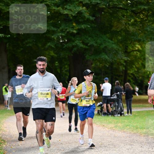 31.08.2025 - 21. Blankeneser Heldenlauf Dr. Thomas Lammeyer http://msf.ph/oto/8630856 31.08.2025 10:14:49 Laufen 2636, 2186, 2, 2184 meine-sportfotos.de