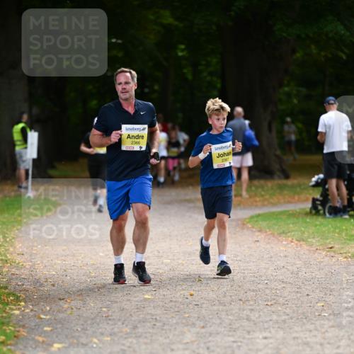 31.08.2025 - 21. Blankeneser Heldenlauf Dr. Thomas Lammeyer http://msf.ph/oto/8630923 31.08.2025 10:15:02 Laufen 2366, 2367 meine-sportfotos.de
