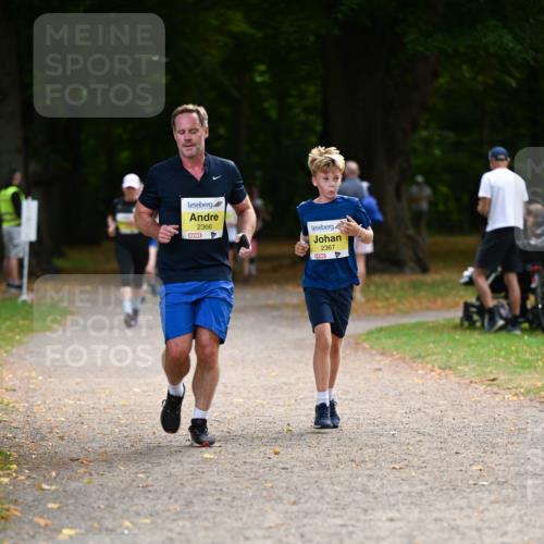 31.08.2025 - 21. Blankeneser Heldenlauf Dr. Thomas Lammeyer http://msf.ph/oto/8630925 31.08.2025 10:15:02 Laufen 2366, 2367 meine-sportfotos.de