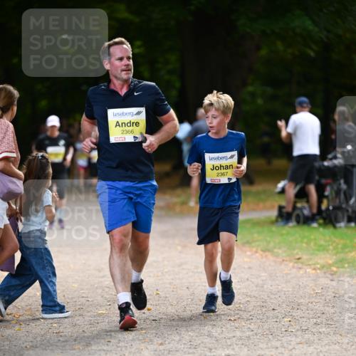 31.08.2025 - 21. Blankeneser Heldenlauf Dr. Thomas Lammeyer http://msf.ph/oto/8630927 31.08.2025 10:15:03 Laufen 2366, 2367 meine-sportfotos.de