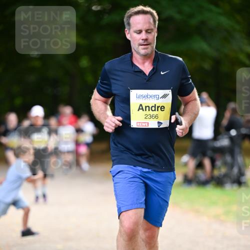 31.08.2025 - 21. Blankeneser Heldenlauf Dr. Thomas Lammeyer http://msf.ph/oto/8630937 31.08.2025 10:15:05 Laufen 2366 meine-sportfotos.de