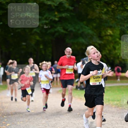 31.08.2025 - 21. Blankeneser Heldenlauf Dr. Thomas Lammeyer http://msf.ph/oto/8630971 31.08.2025 10:15:15 Laufen 2243 meine-sportfotos.de