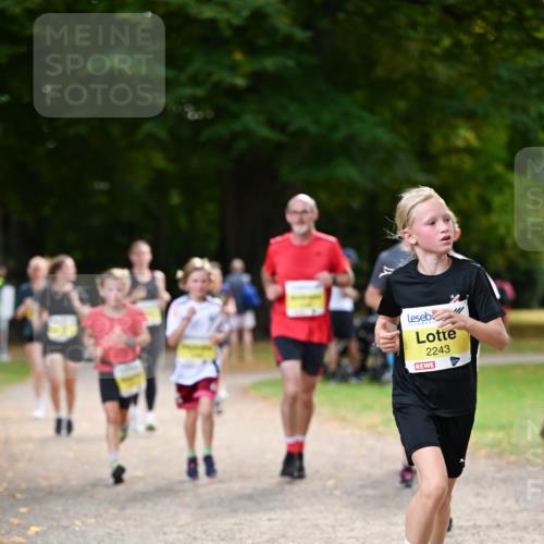 31.08.2025 - 21. Blankeneser Heldenlauf Dr. Thomas Lammeyer http://msf.ph/oto/8630973 31.08.2025 10:15:15 Laufen 2243 meine-sportfotos.de