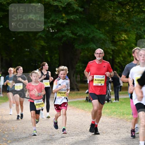 31.08.2025 - 21. Blankeneser Heldenlauf Dr. Thomas Lammeyer http://msf.ph/oto/8630976 31.08.2025 10:15:16 Laufen 2331, 2285, 2286 meine-sportfotos.de