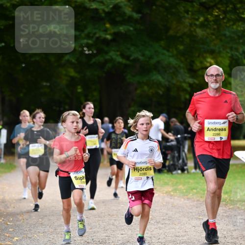 31.08.2025 - 21. Blankeneser Heldenlauf Dr. Thomas Lammeyer http://msf.ph/oto/8630982 31.08.2025 10:15:16 Laufen 2331, 2285, 2286 meine-sportfotos.de