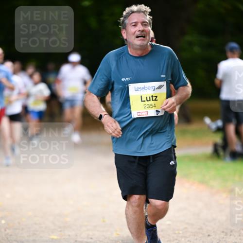 31.08.2025 - 21. Blankeneser Heldenlauf Dr. Thomas Lammeyer http://msf.ph/oto/8631046 31.08.2025 10:15:32 Laufen 2354 meine-sportfotos.de