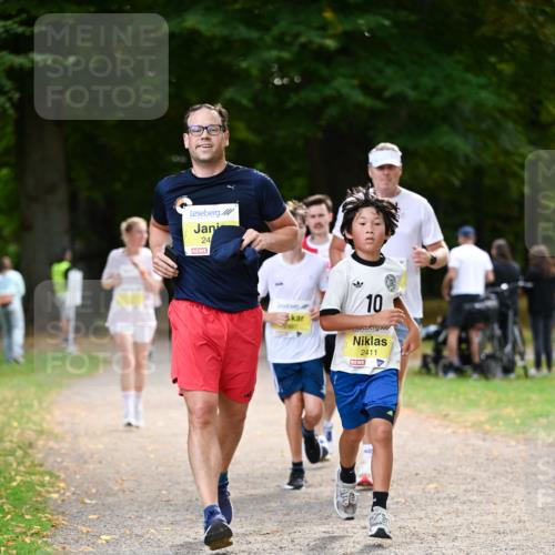 31.08.2025 - 21. Blankeneser Heldenlauf Dr. Thomas Lammeyer http://msf.ph/oto/8631085 31.08.2025 10:15:42 Laufen 24, 10, 2411 meine-sportfotos.de