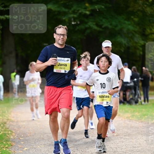 31.08.2025 - 21. Blankeneser Heldenlauf Dr. Thomas Lammeyer http://msf.ph/oto/8631087 31.08.2025 10:15:42 Laufen 2410, 10, 2411 meine-sportfotos.de