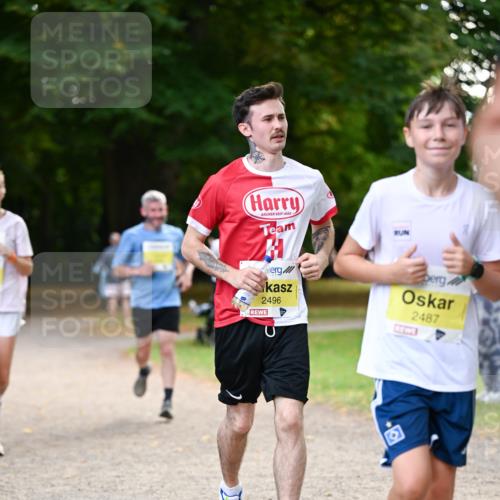 31.08.2025 - 21. Blankeneser Heldenlauf Dr. Thomas Lammeyer http://msf.ph/oto/8631100 31.08.2025 10:15:45 Laufen 1688, 2496, 2487 meine-sportfotos.de