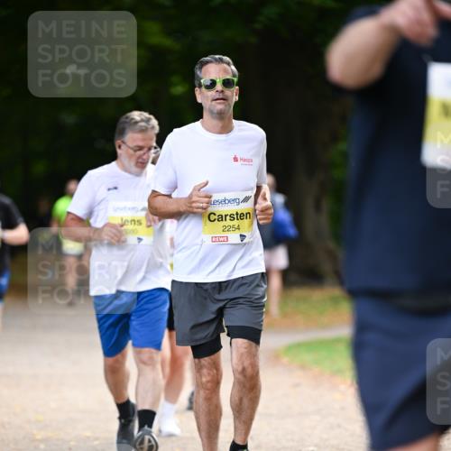 31.08.2025 - 21. Blankeneser Heldenlauf Dr. Thomas Lammeyer http://msf.ph/oto/8631197 31.08.2025 10:16:20 Laufen 2080, 2254 meine-sportfotos.de