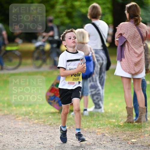 31.08.2025 - 21. Blankeneser Heldenlauf Dr. Thomas Lammeyer http://msf.ph/oto/8631272 31.08.2025 10:16:35 Laufen 2533 meine-sportfotos.de