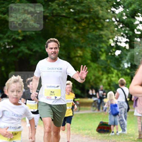 31.08.2025 - 21. Blankeneser Heldenlauf Dr. Thomas Lammeyer http://msf.ph/oto/8631281 31.08.2025 10:16:38 Laufen 2671 meine-sportfotos.de