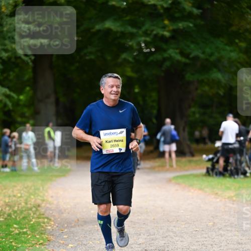 31.08.2025 - 21. Blankeneser Heldenlauf Dr. Thomas Lammeyer http://msf.ph/oto/8631306 31.08.2025 10:16:43 Laufen 2659 meine-sportfotos.de