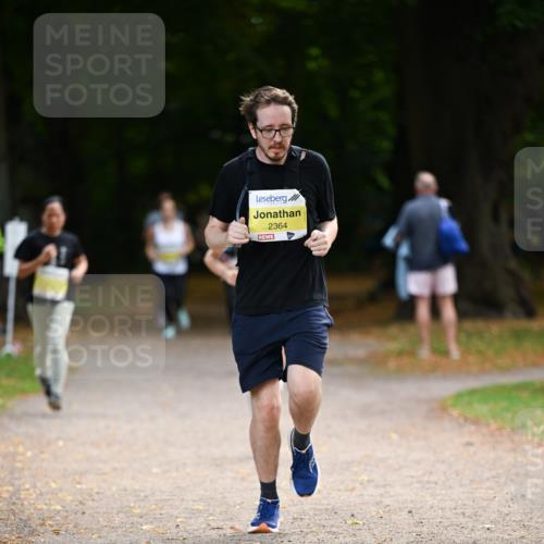 31.08.2025 - 21. Blankeneser Heldenlauf Dr. Thomas Lammeyer http://msf.ph/oto/8631373 31.08.2025 10:16:59 Laufen 2364 meine-sportfotos.de