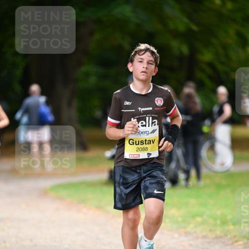 31.08.2025 - 21. Blankeneser Heldenlauf Dr. Thomas Lammeyer http://msf.ph/oto/8631424 31.08.2025 10:17:08 Laufen 2088 meine-sportfotos.de