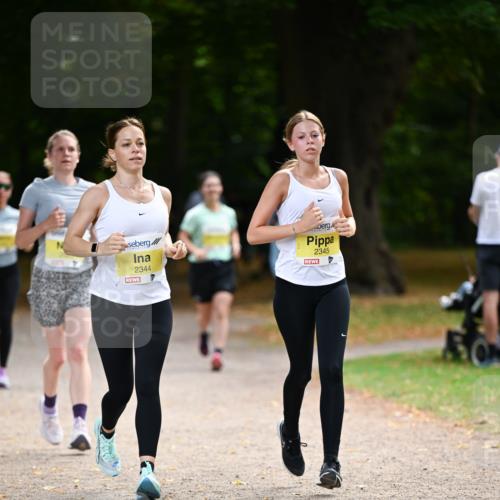 31.08.2025 - 21. Blankeneser Heldenlauf Dr. Thomas Lammeyer http://msf.ph/oto/8631438 31.08.2025 10:17:10 Laufen 2344, 2345 meine-sportfotos.de