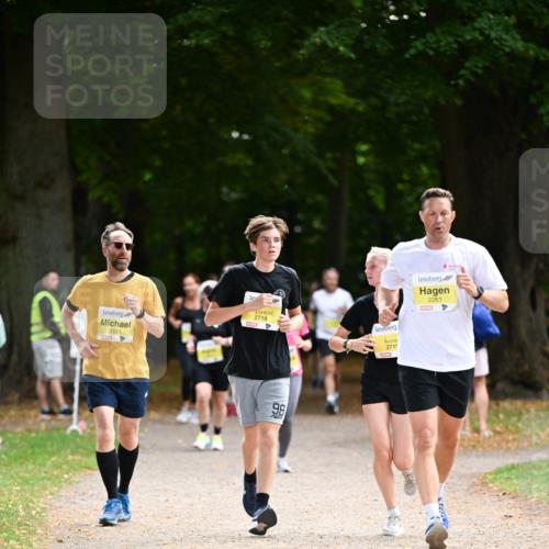 31.08.2025 - 21. Blankeneser Heldenlauf Dr. Thomas Lammeyer http://msf.ph/oto/8631522 31.08.2025 10:17:27 Laufen 2351, 2718, 98, 2719, 2261 meine-sportfotos.de