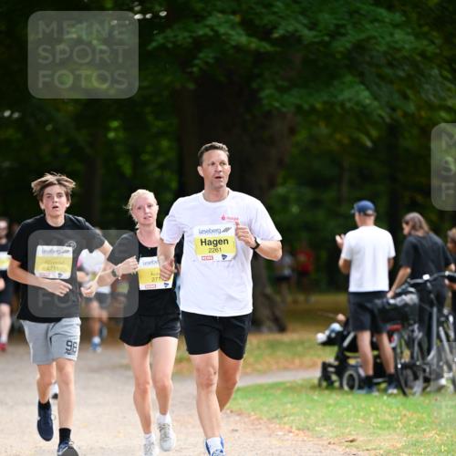 31.08.2025 - 21. Blankeneser Heldenlauf Dr. Thomas Lammeyer http://msf.ph/oto/8631526 31.08.2025 10:17:28 Laufen 2718, 271, 98, 2261 meine-sportfotos.de