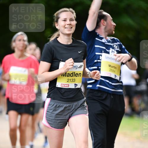 31.08.2025 - 21. Blankeneser Heldenlauf Dr. Thomas Lammeyer http://msf.ph/oto/8631642 31.08.2025 10:17:57 Laufen 2133, 2684 meine-sportfotos.de