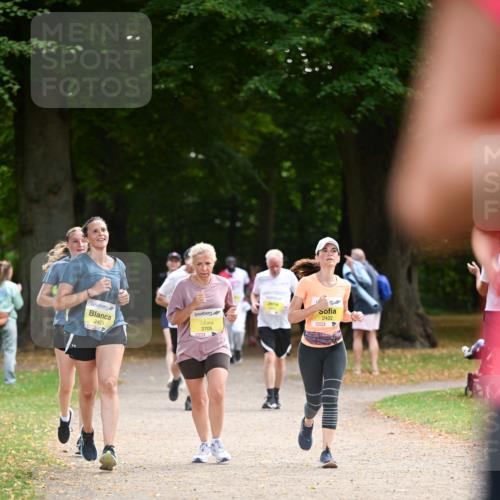 31.08.2025 - 21. Blankeneser Heldenlauf Dr. Thomas Lammeyer http://msf.ph/oto/8631655 31.08.2025 10:18:01 Laufen 2423, 2705, 2422 meine-sportfotos.de