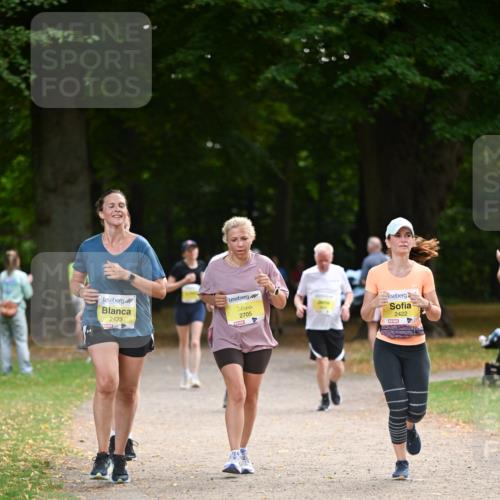 31.08.2025 - 21. Blankeneser Heldenlauf Dr. Thomas Lammeyer http://msf.ph/oto/8631656 31.08.2025 10:18:02 Laufen 2423, 2705, 2422 meine-sportfotos.de