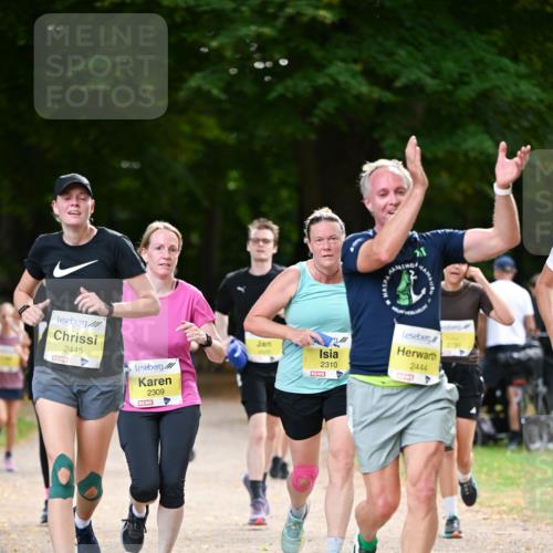 31.08.2025 - 21. Blankeneser Heldenlauf Dr. Thomas Lammeyer http://msf.ph/oto/8631809 31.08.2025 10:18:37 Laufen 2445, 2309, 2310, 2444 meine-sportfotos.de