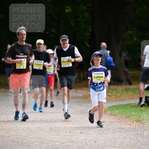 31.08.2025 - 21. Blankeneser Heldenlauf Dr. Thomas Lammeyer http://msf.ph/oto/8632064 31.08.2025 10:19:36 Laufen 2627, 2228, 2103 meine-sportfotos.de