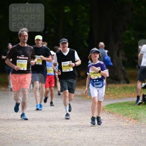31.08.2025 - 21. Blankeneser Heldenlauf Dr. Thomas Lammeyer http://msf.ph/oto/8632065 31.08.2025 10:19:36 Laufen 2627, 2228, 2103 meine-sportfotos.de