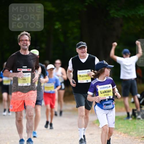 31.08.2025 - 21. Blankeneser Heldenlauf Dr. Thomas Lammeyer http://msf.ph/oto/8632081 31.08.2025 10:19:39 Laufen 2627, 2228, 2103, 10 meine-sportfotos.de