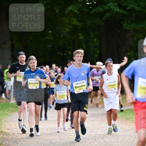 31.08.2025 - 21. Blankeneser Heldenlauf Dr. Thomas Lammeyer http://msf.ph/oto/8632114 31.08.2025 10:19:46 Laufen 2105, 2649, 2209, 2658 meine-sportfotos.de