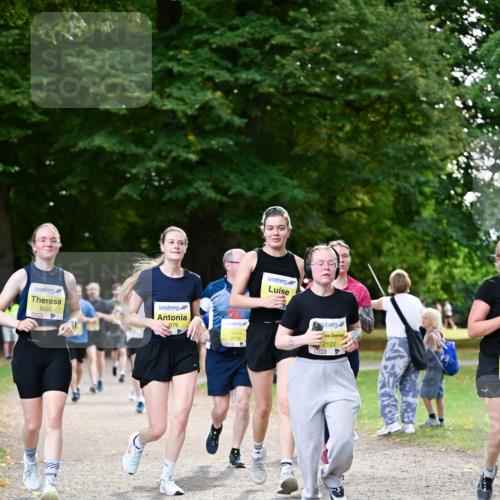 31.08.2025 - 21. Blankeneser Heldenlauf Dr. Thomas Lammeyer http://msf.ph/oto/8632182 31.08.2025 10:20:00 Laufen 2092, 079, 2776, 4, 2122 meine-sportfotos.de