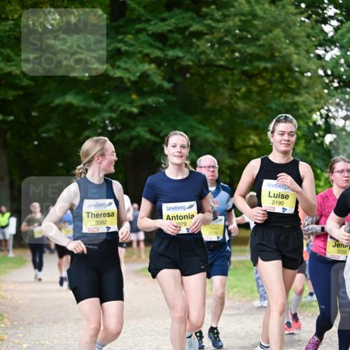 31.08.2025 - 21. Blankeneser Heldenlauf Dr. Thomas Lammeyer http://msf.ph/oto/8632188 31.08.2025 10:20:01 Laufen 2092, 079, 2776, 2190, 2222 meine-sportfotos.de