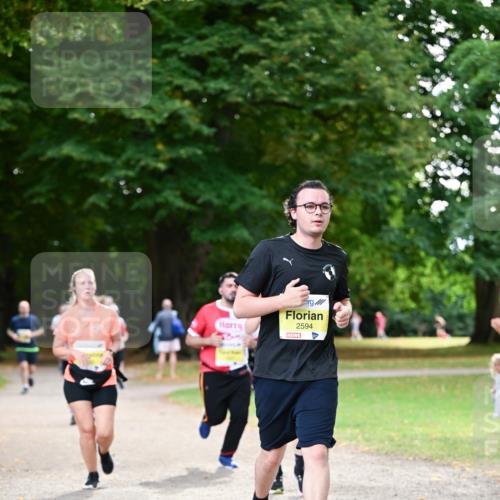 31.08.2025 - 21. Blankeneser Heldenlauf Dr. Thomas Lammeyer http://msf.ph/oto/8632243 31.08.2025 10:20:14 Laufen 2594 meine-sportfotos.de