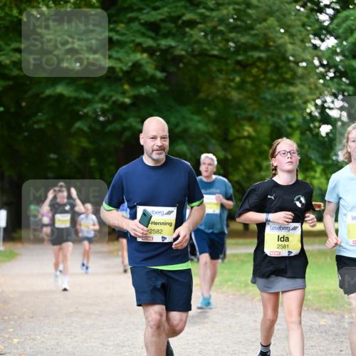 31.08.2025 - 21. Blankeneser Heldenlauf Dr. Thomas Lammeyer http://msf.ph/oto/8632302 31.08.2025 10:20:25 Laufen 2582, 2581 meine-sportfotos.de