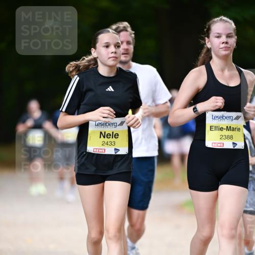 31.08.2025 - 21. Blankeneser Heldenlauf Dr. Thomas Lammeyer http://msf.ph/oto/8632438 31.08.2025 10:20:59 Laufen 2433, 2388 meine-sportfotos.de