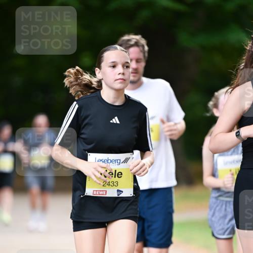 31.08.2025 - 21. Blankeneser Heldenlauf Dr. Thomas Lammeyer http://msf.ph/oto/8632444 31.08.2025 10:21:00 Laufen 2433 meine-sportfotos.de