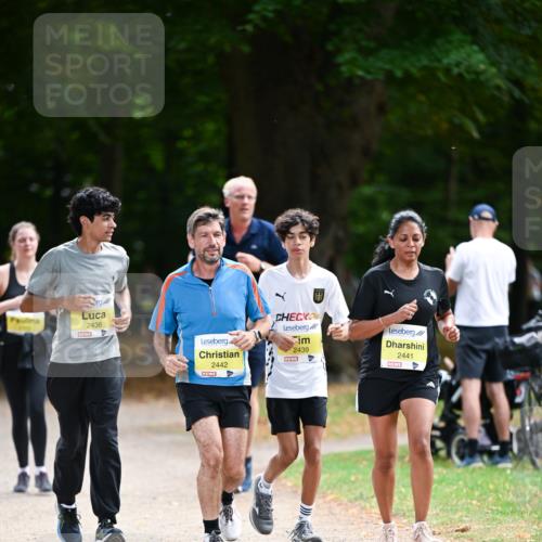 31.08.2025 - 21. Blankeneser Heldenlauf Dr. Thomas Lammeyer http://msf.ph/oto/8632535 31.08.2025 10:21:33 Laufen 2438, 2442, 4, 2439, 2441 meine-sportfotos.de