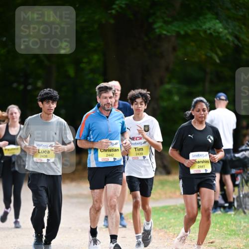 31.08.2025 - 21. Blankeneser Heldenlauf Dr. Thomas Lammeyer http://msf.ph/oto/8632537 31.08.2025 10:21:34 Laufen 2438, 2442, 2439, 2441 meine-sportfotos.de