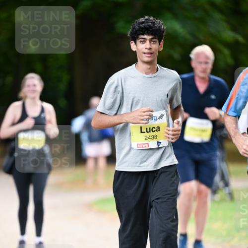 31.08.2025 - 21. Blankeneser Heldenlauf Dr. Thomas Lammeyer http://msf.ph/oto/8632559 31.08.2025 10:21:38 Laufen 2438 meine-sportfotos.de