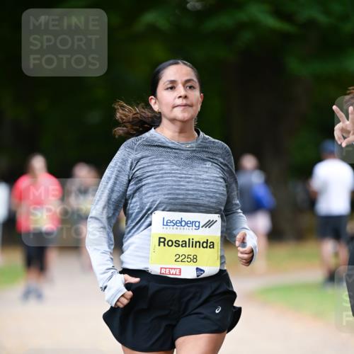 31.08.2025 - 21. Blankeneser Heldenlauf Dr. Thomas Lammeyer http://msf.ph/oto/8632743 31.08.2025 10:22:21 Laufen 2258 meine-sportfotos.de