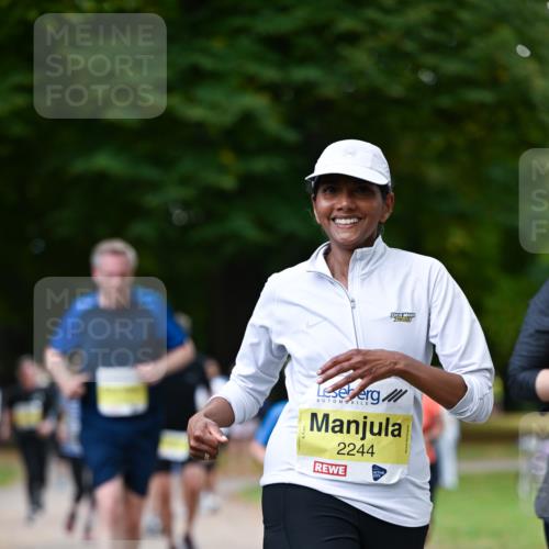 31.08.2025 - 21. Blankeneser Heldenlauf Dr. Thomas Lammeyer http://msf.ph/oto/8632931 31.08.2025 10:22:58 Laufen 2244 meine-sportfotos.de