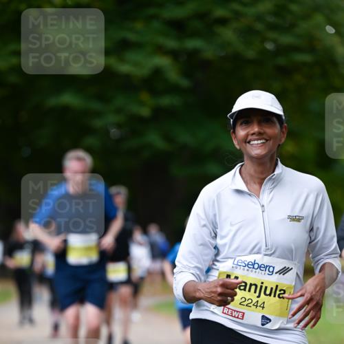 31.08.2025 - 21. Blankeneser Heldenlauf Dr. Thomas Lammeyer http://msf.ph/oto/8632932 31.08.2025 10:22:58 Laufen 2244 meine-sportfotos.de