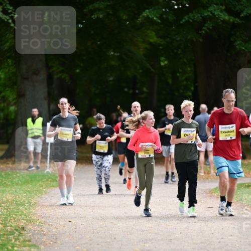 31.08.2025 - 21. Blankeneser Heldenlauf Dr. Thomas Lammeyer http://msf.ph/oto/8633010 31.08.2025 10:23:16 Laufen 2622, 2696 meine-sportfotos.de
