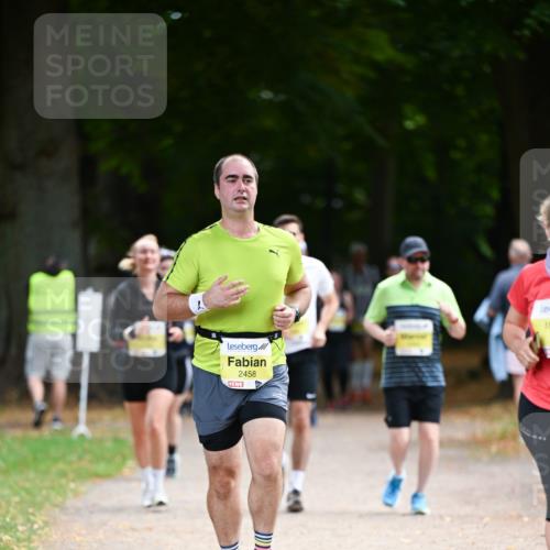 31.08.2025 - 21. Blankeneser Heldenlauf Dr. Thomas Lammeyer http://msf.ph/oto/8633060 31.08.2025 10:23:31 Laufen 2458 meine-sportfotos.de